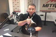 Eduardo Lalo Morino en su lugar en el mundo, un estudio de radioFoto gentileza Twitter