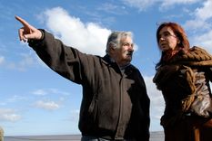 mujica: si en argentina no gana un peronista ?esta complicado?