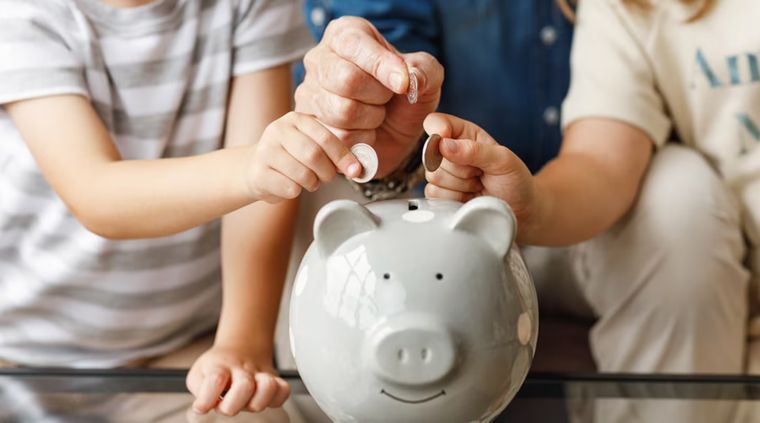 Jóvenes de Godoy Cruz podrán capacitarse gratis en finanzas personales con un curso online impulsado por el Municipio y Banco Supervielle.