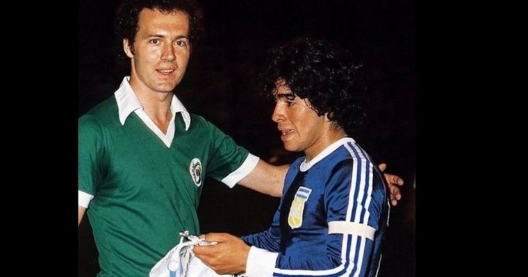 Beckenbauer y Maradona, los mayores atractivos de aquel encuentro Foto: El Gráfico