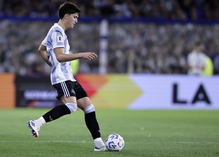 Leonardo Balerdi, que pelea por un lugar en la lista de Scaloni para la Finalissima, fue insultado por Ousmane Dembélé. Leonardo Balerdi, que pelea por un lugar en la lista de Scaloni para la Finalissima, fue insultado por Ousmane Dembélé.