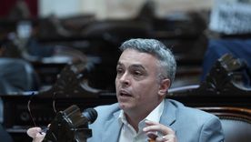 El diputado opositor Esteban Paulón apuntó contra las medidas de ARCA.