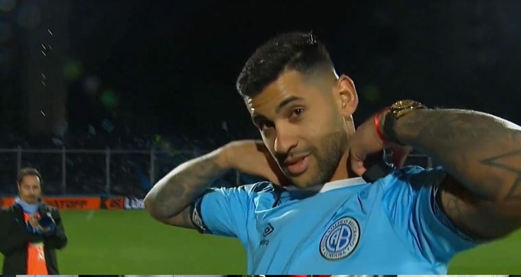 El Cuti fue ovacionado por el público de Belgrano. Foto: Captura