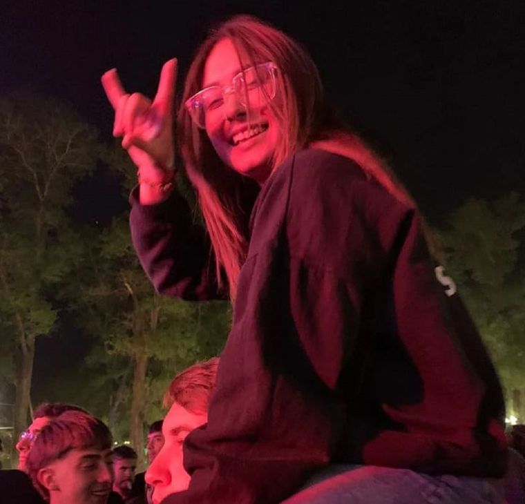 Mar del Plata La joven se encontraba de viaje de egresados y volvería este viernes a Mercedes Foto: Instagram: @aguuskuhn