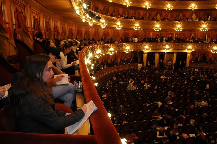 El reencuentro fue en el teatro Colón.