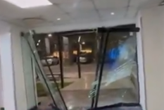 Militantes K provocaron destrozos en las oficians de ARTEAR