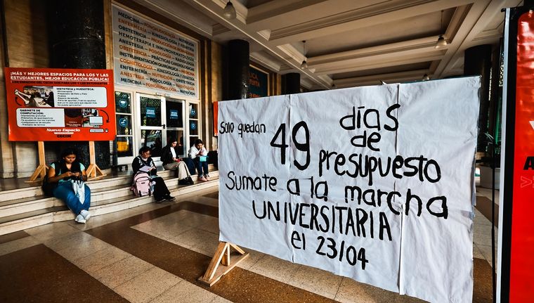 La crisis en la UBA genera conflictos con el Gobierno y crece el descontento. Foto: EFE