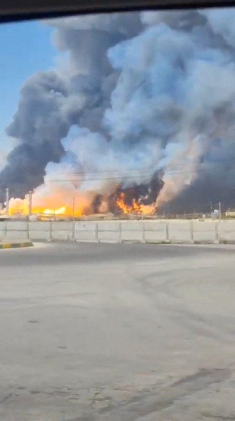 El ataque de Israel al campo petrolero South Pars produjo un inmenso incendio.