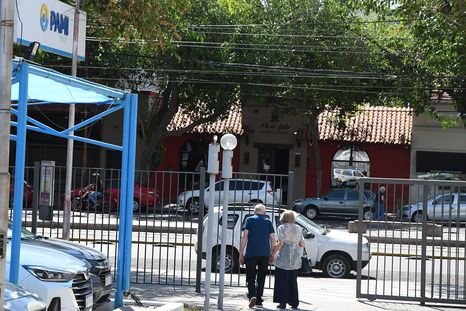 Incertidumbre por la entrega a domicilio de los pañales del PAMI. Incertidumbre por la entrega a domicilio de los pañales del PAMI.