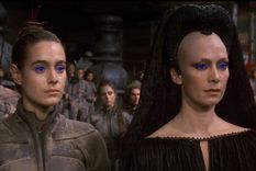 Foto: https://cultures.jeuxonline.info/actualite/57097/dune-the-sisterhood-perd-showrunner-consacre-suite-reboot-dune