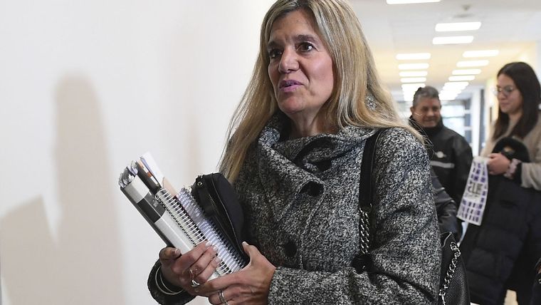 Agresión a Claudia Ríos: Investigan y pasan a disponibilidad a siete penitenciarios tras ataque a fiscal Foto: Télam