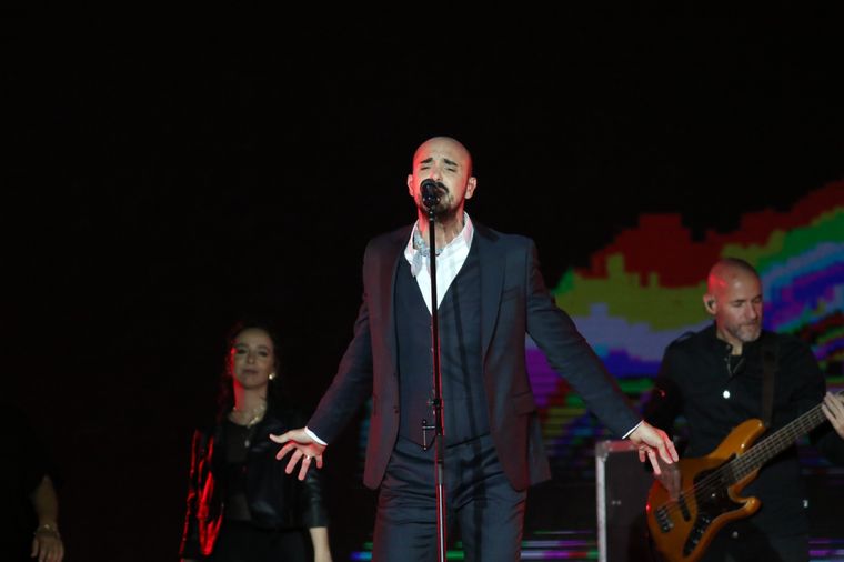 Abel Pintos será uno de los artistas que se presentará el domingo 15 de marzo en el Teatro Griego Frank Romero Day. Abel Pintos será uno de los artistas que se presentará el domingo 15 de marzo en el Teatro Griego Frank Romero Day.