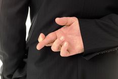 elogio de la mentira