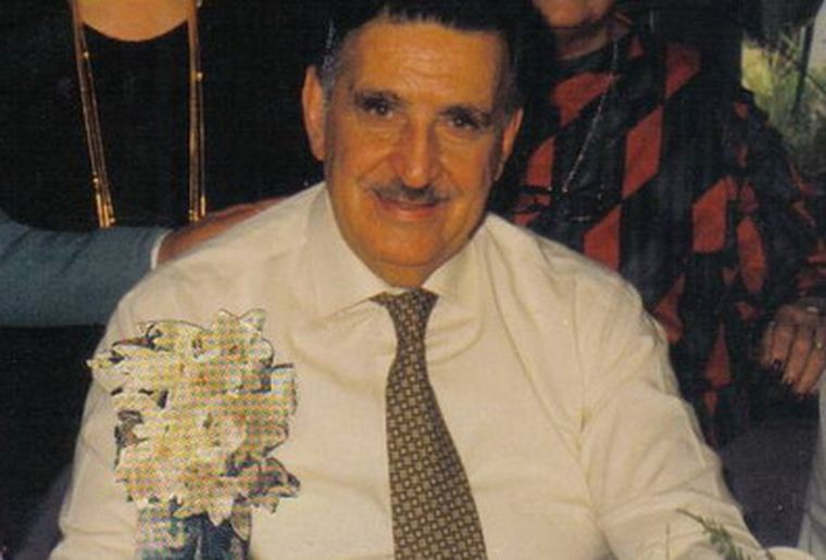 Alfredo Avelín falleció esta mañana.