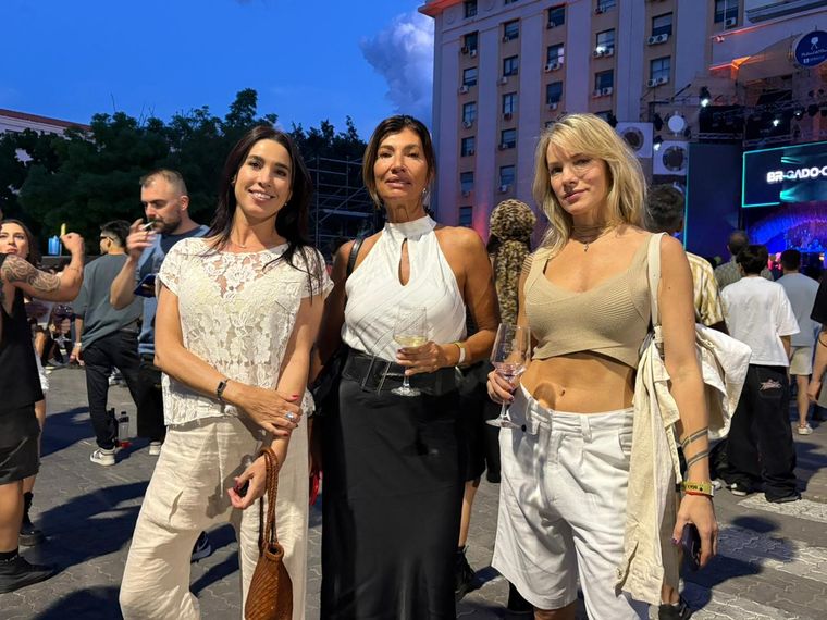 Carolina Boccia, Mariana Mussutto y Virginia da Cunha, de Bandana. Carolina Boccia, Mariana Mussutto y Virginia da Cunha, de Bandana.