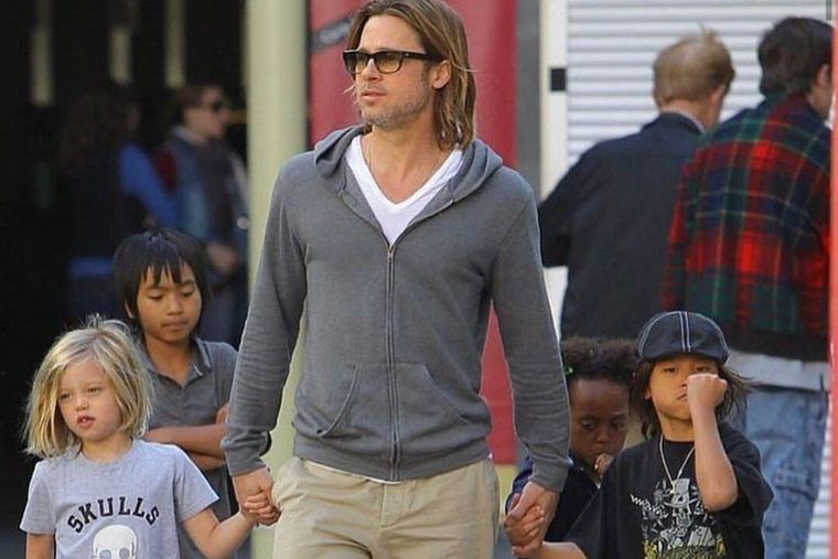 Brad Pitt familia Brad Pitt junto a sus hijos