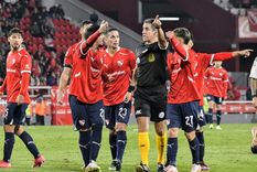 Independiente llegó a los 29 puntos y es el único escolta del Canalla. Foto: Fotobaires Independiente llegó a los 29 puntos y es el único escolta del Canalla. Foto: Fotobaires