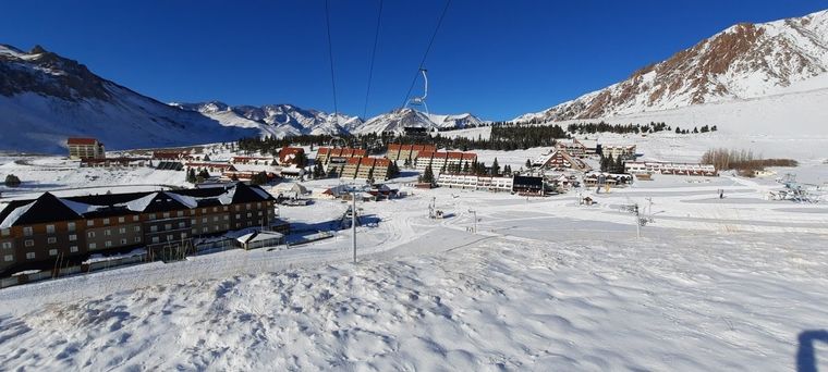 Así estaba el centro de esquí Las Leñas el 27 de junio Foto: Daniel Wolkomirski