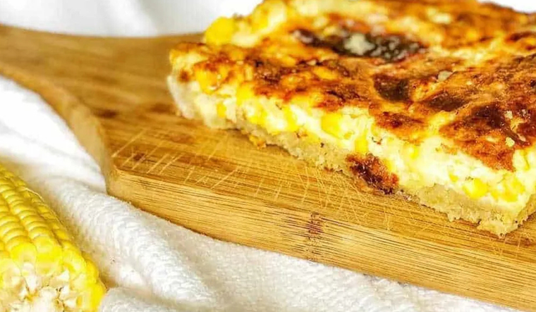 La receta de tarta de choclo es una de las más populares en rotiserías y panaderías argentinas, sobre todo en días frescos. La receta de tarta de choclo es una de las más populares en rotiserías y panaderías argentinas, sobre todo en días frescos.