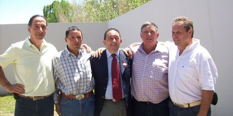Jaque junto a sus compañeros: Delfino, Sanchez, Del Pino y Aguirre.