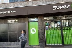 El local de calle Agustín Álvarez de Súper A arrancó el mes de septiembre cerrado por su venta Carrefour.&nbsp;