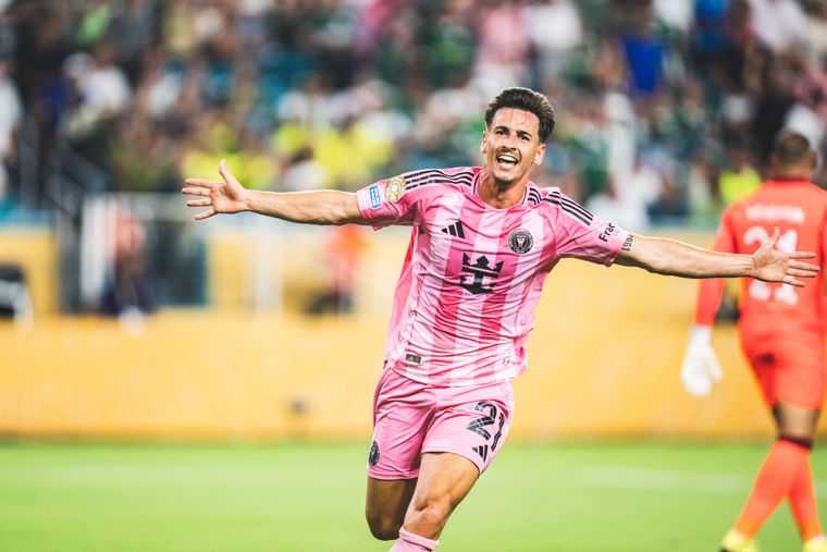 Tadeo Allende seguirá jugando con Messi en el Inter Miami. Foto: @InterMiamiCF