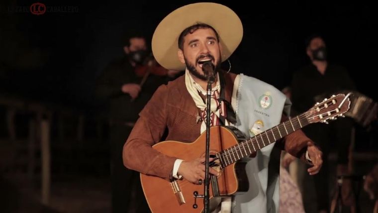 Lázaro Caballero, uno de los primeros artistas en ser confirmados para Rivadavia canta al país 2026. Lázaro Caballero, uno de los primeros artistas en ser confirmados para Rivadavia canta al país 2026.