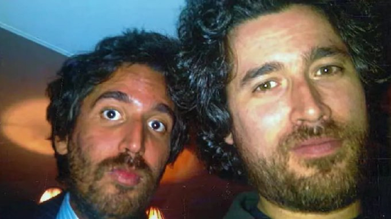 Alejandro Cohn y su hermano Foto: NA