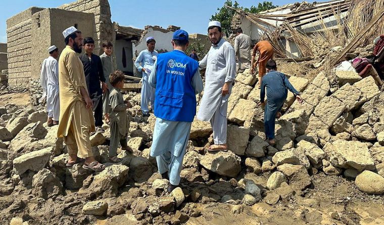 El terremoto en Afganistán ha llevado desolación por tantos muertos y heridos. Foto Efe