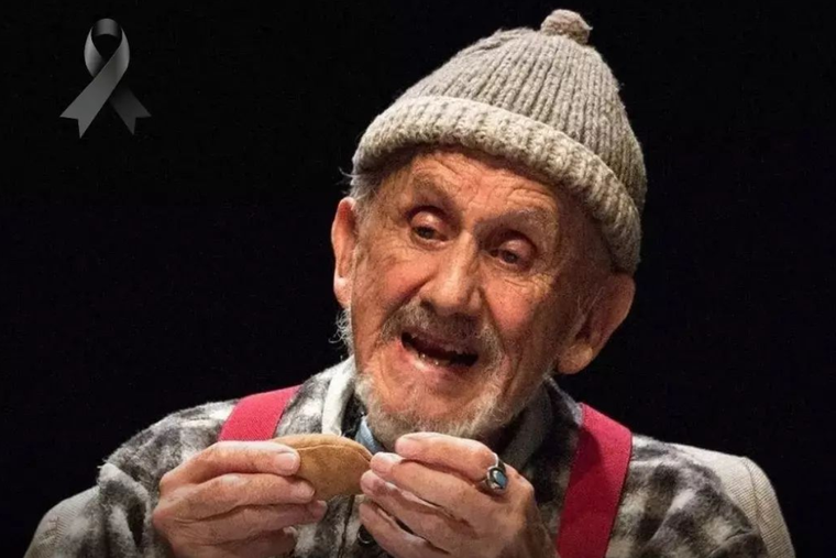 Farnesio de Bernal nació el 20 de noviembre de 1926.