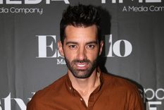 Toni Costa asistió a la Primera Comunión de su hija Alaïa sin su pareja Evelyn Beltrán.