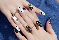 El color de tus uñas dará dirección y atraerá lo que deseas para este 2024. Descubrí la energía de cada color Foto: Glamermaid Glam