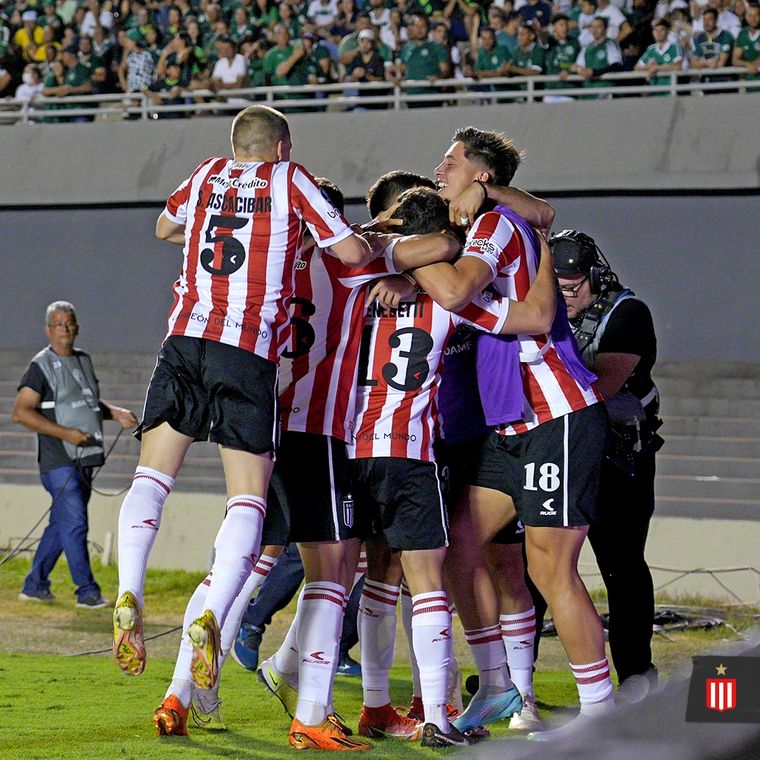 El Pincha goleó en el global y accedió de fase. Foto: Estudiantes de La Plata