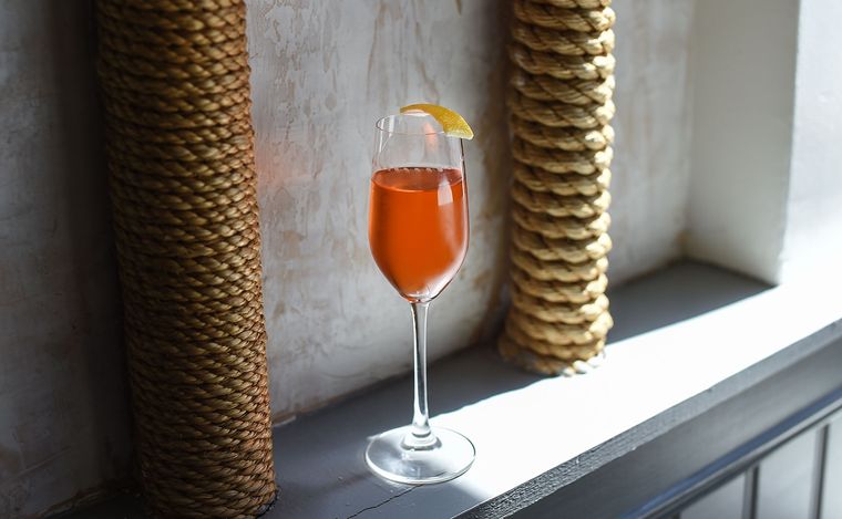 Foto: Punch -  https://assets-prd.punchdrink.com/wp-content/uploads/2014/06/Archangel.jpg