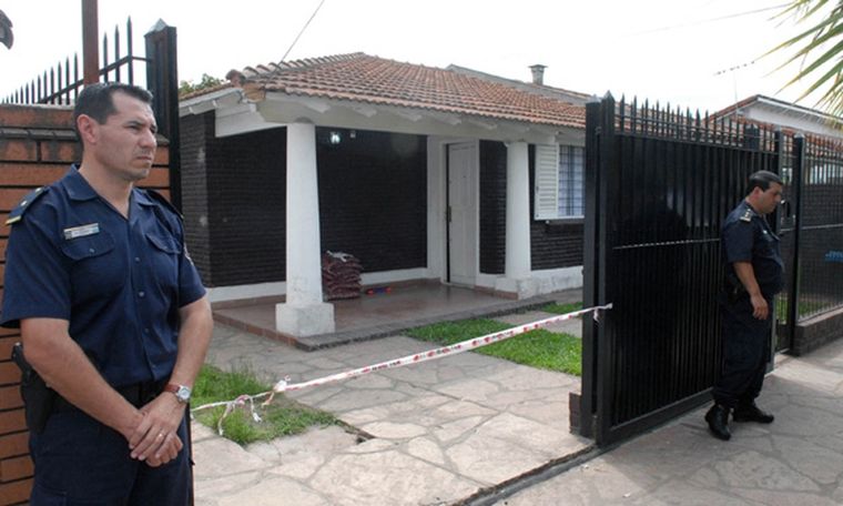 El hombre fue a cobrar a lo de su patrón y terminó asesinado y enterrado en el patio de la casa