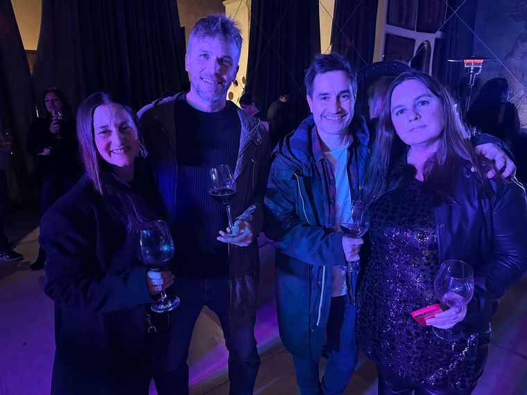 Lula Puebla, Nicolás Calderón, Hernán López Verniengo y Betina Campanella. Lula Puebla, Nicolás Calderón, Hernán López Verniengo y Betina Campanella.