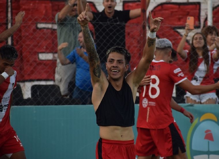 El Mágico y su truco que vale un triunfazo Foto: Prensa Maipú