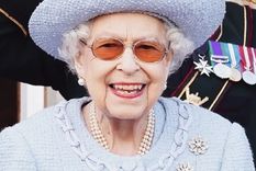 La reina Isabel II mantuvo la calma. Foto: Instagram: theroyalfamily La reina Isabel II mantuvo la calma. Foto: Instagram: theroyalfamily