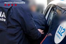 El líder, en el momento de ser detenido en Barcelona. Foto: ElPeriódico.