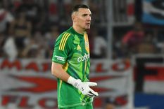 la frase futbolera de armani para graficar la preocupante sequia goleadora de river: tenemos el arco cerrado