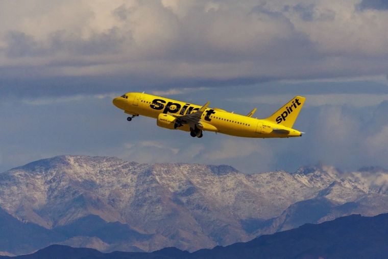 Un vuelo de Spirit Airlines (imagen de archivo) fue alcanzado por disparos al llegar a la capital de Haití el lunes. Foto: BBC