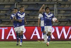 Tarragona celebra el primer gol de Vélez. Foto: Conmebol Sudamericana Tarragona celebra el primer gol de Vélez. Foto: Conmebol Sudamericana