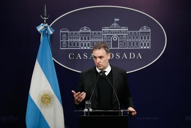 MDZol | Manuel Adorni no volvió a hacer sus conferencias de prensa