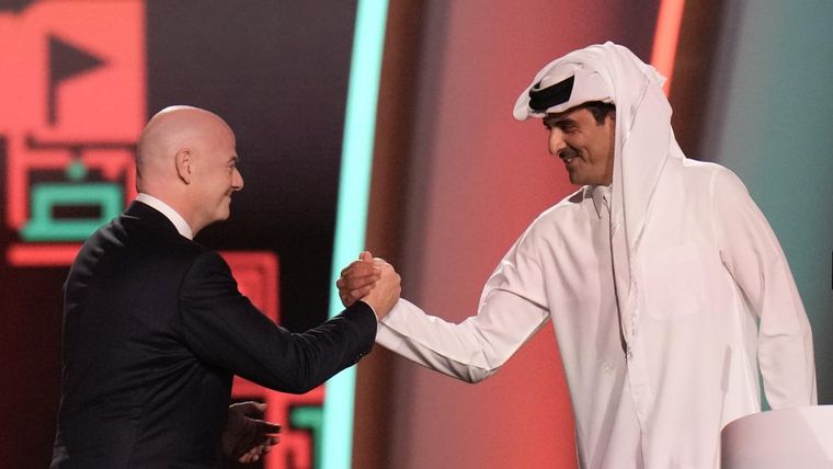 Denuncian un escándalo de corrupción a dos días del inicio del Mundial de Qatar 2022.