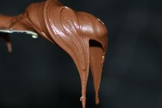 muy facil: prepara una rica crema de avellanas y cacao ¡en 3 pasos!