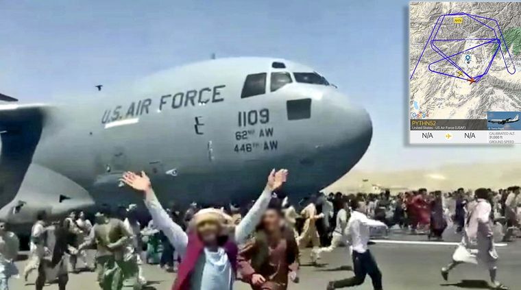 El aeropuerto de Kabul fue un verdadero caos. Foto: Aviationist.