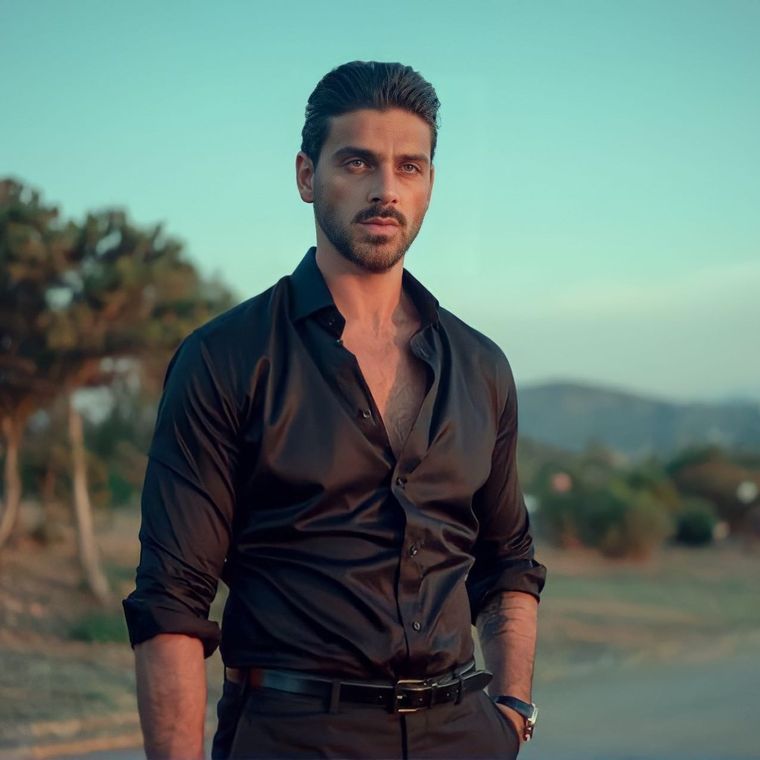 Las imágenes comprometedoras del actor de Michele Morrone Foto: Sinopcine