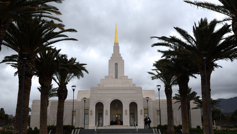 El imponente templo de la Iglesia de Jesucristo de los Santos de los Últimos Días Foto: Rodrigo DAngelo / MDZ