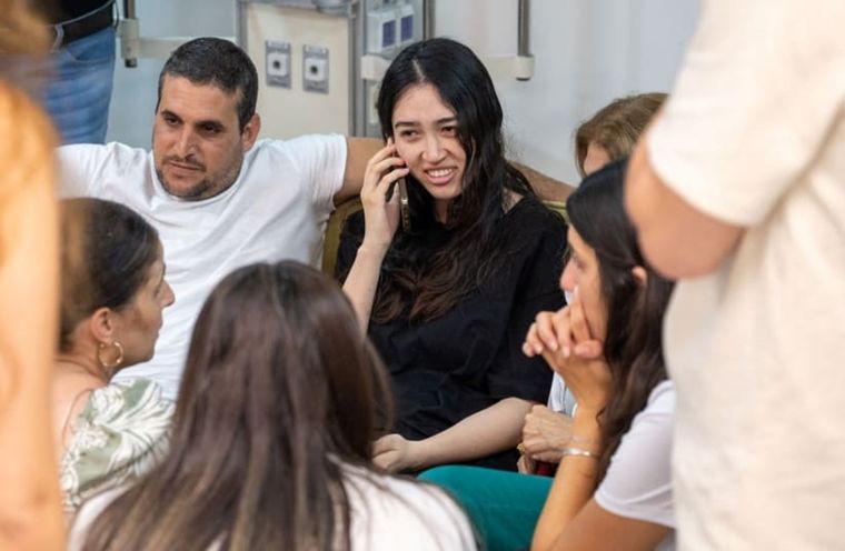La joven rescatada fue dada de alta ayer y contó a los medios el calvario que vivió. Foto: AJN