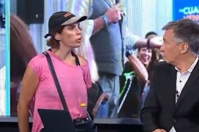 SE CONOCIÓ QUIÉN ERA LA MUJER DEL TENSO MOMENTO EN AMÉRICA NOTICIAS FUE JORGE RIAL QUIEN SUMÓ LOS DATOS.